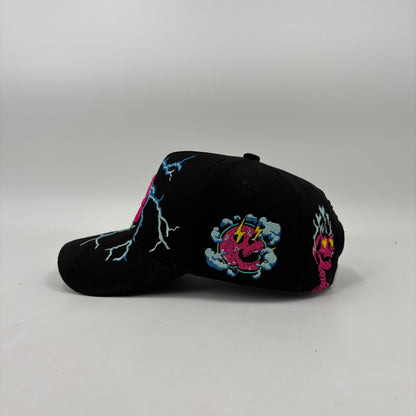 La Thunder X Ghost: Potencia Imparable y Estilo Audaz